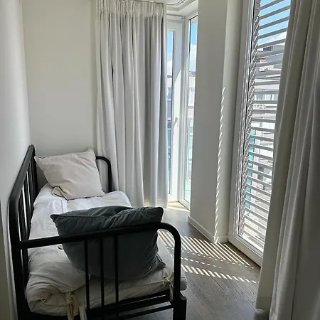 Recent En Lichtrijk Duplex-appartement Te Apartment Wenduine
